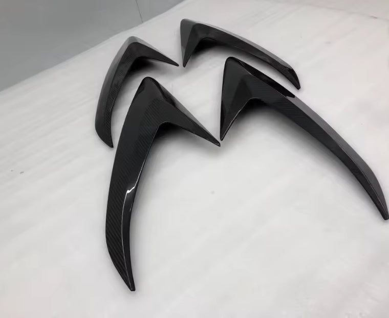 Dry Carbon V-Style Entlüftungs-Bodykit für Lotus Emira