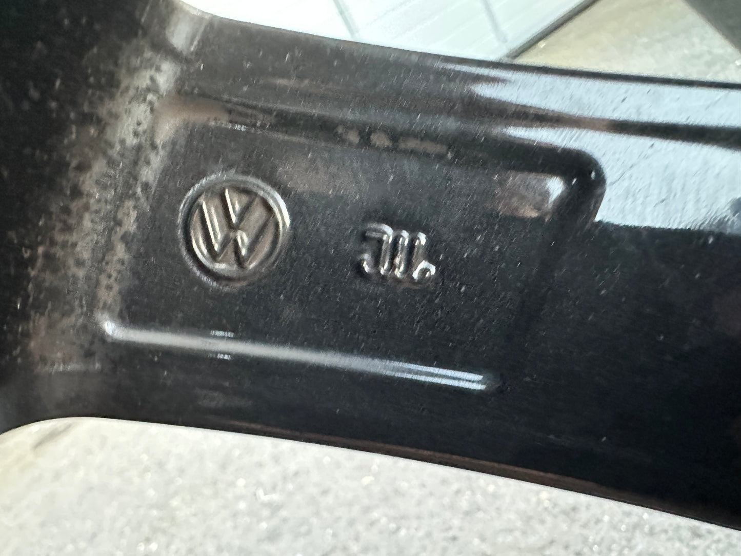 Kompletträder Original Volkswagen Marseille Alufelgen Golf VIII 8 GTI 225/40R18 7,5jx18 ET51 5x112. Top
