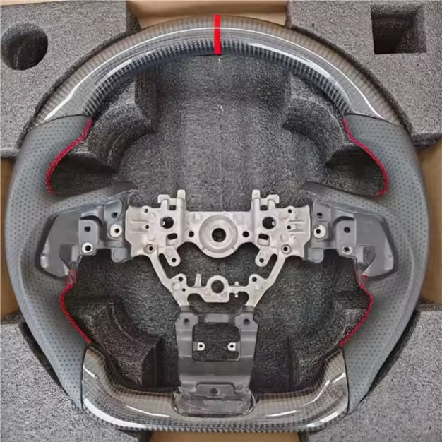 Volant de course en cuir et carbone pour Subaru Forester et Impreza (2020–2024)