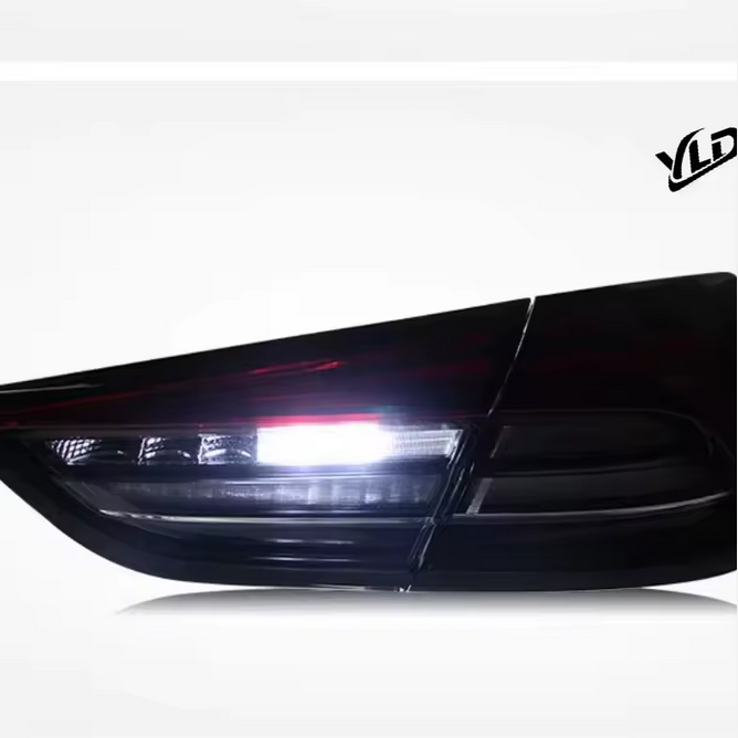 LED taillights with dynamic turn signals for Maserati Ghibli