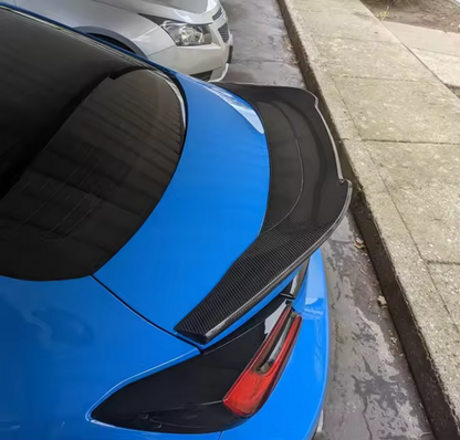 Aileron arrière en carbone style T pour Toyota GR86 et Subaru BRZ (à partir de 2021)