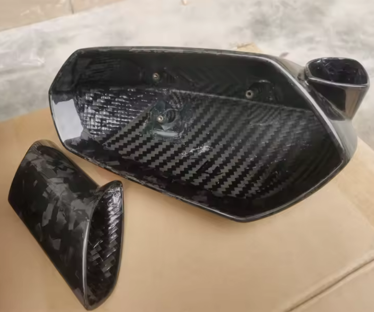 Dry Carbon Mirror Cover (Forged Pattern) for Lamborghini Aventador LP700 / LP720