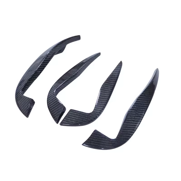 Canards en carbone pour pare-chocs avant Audi TT TTRS 8S