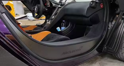 Dry Carbon Türschweller für McLaren MP4-12C & 650S