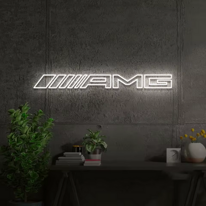 Éclairage néon pour garage et salle d'exposition