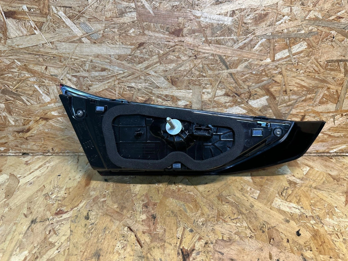 Original LED Heckleuchte rechts innen BMW 1er F70